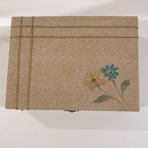 Jute covered box